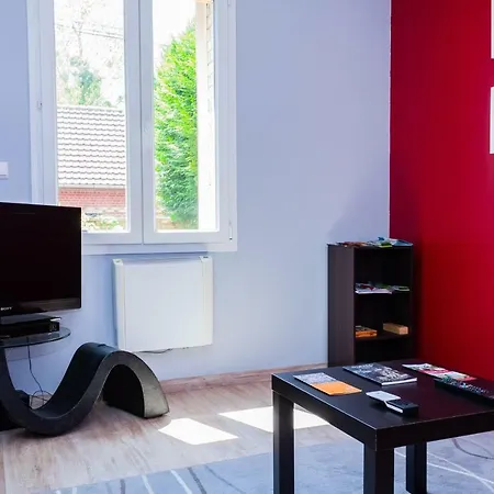 Vakantiehuis Maison De Village Salency